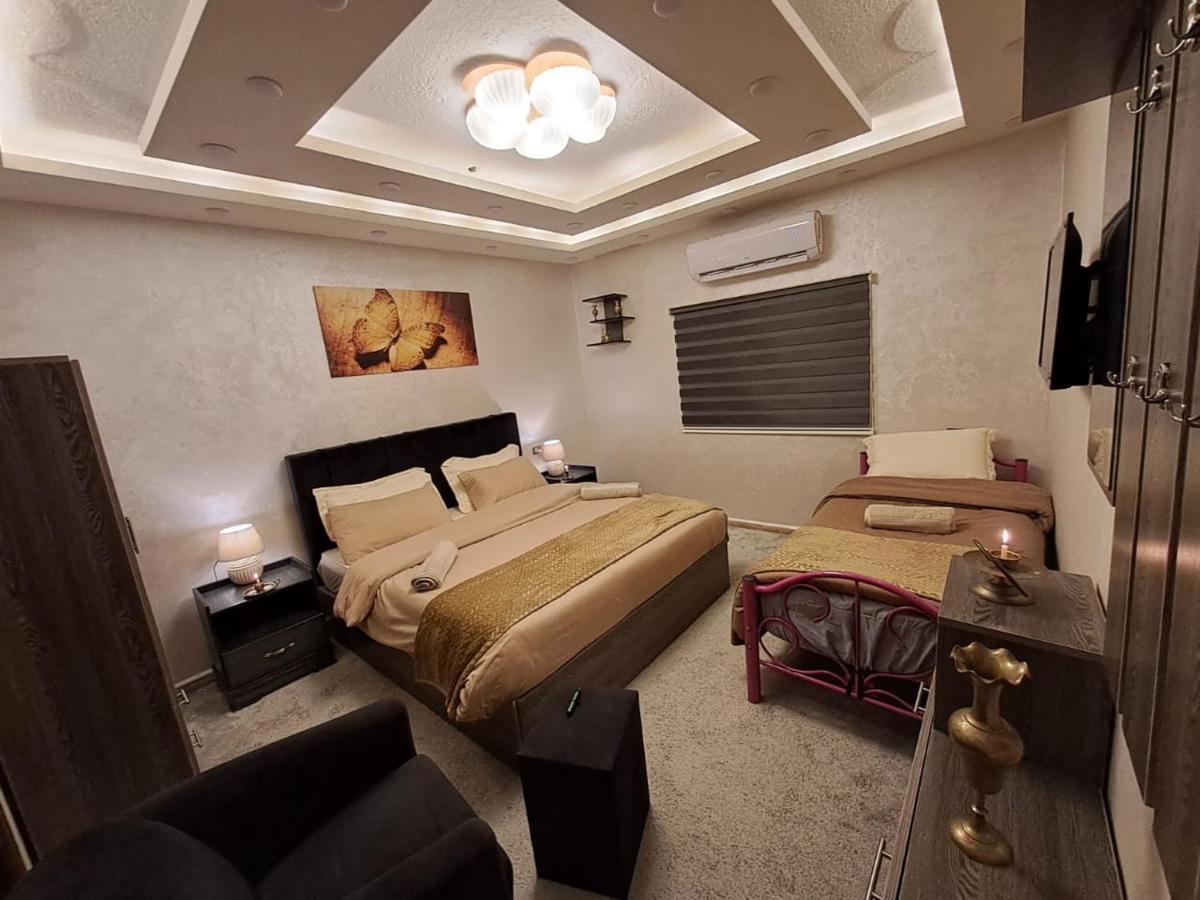 Hôtel Cardostudio à Jarash Extérieur photo